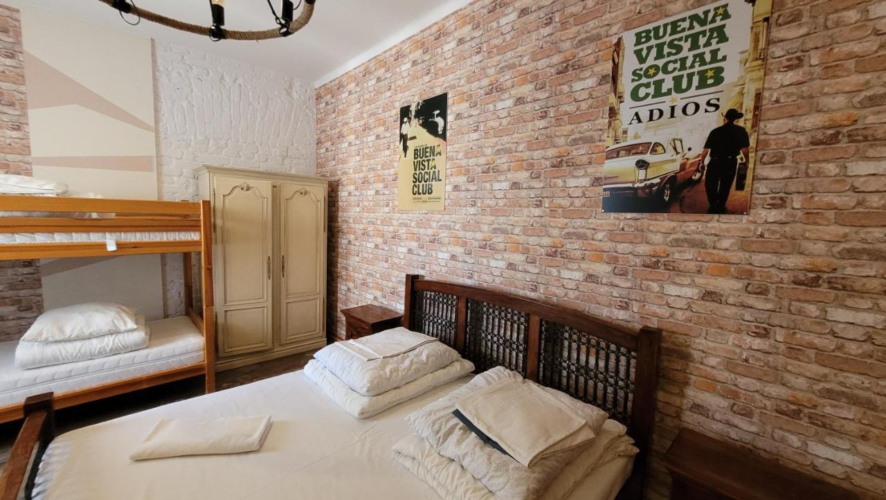 Chmielna 5 Rooms & Apartments Varşovia Exterior foto